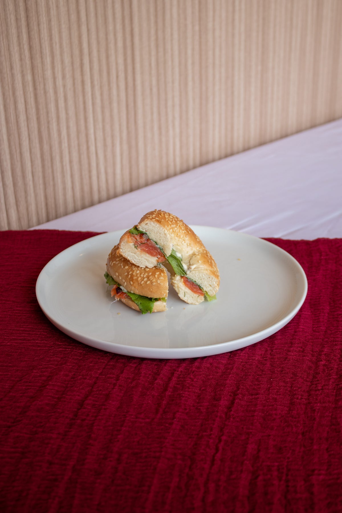 loulou-et-filles-traiteur-bagel-saumon-fume-2_1