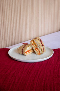 loulou-et-filles-traiteur-ciabatta-vegetarien-hummus-2_1