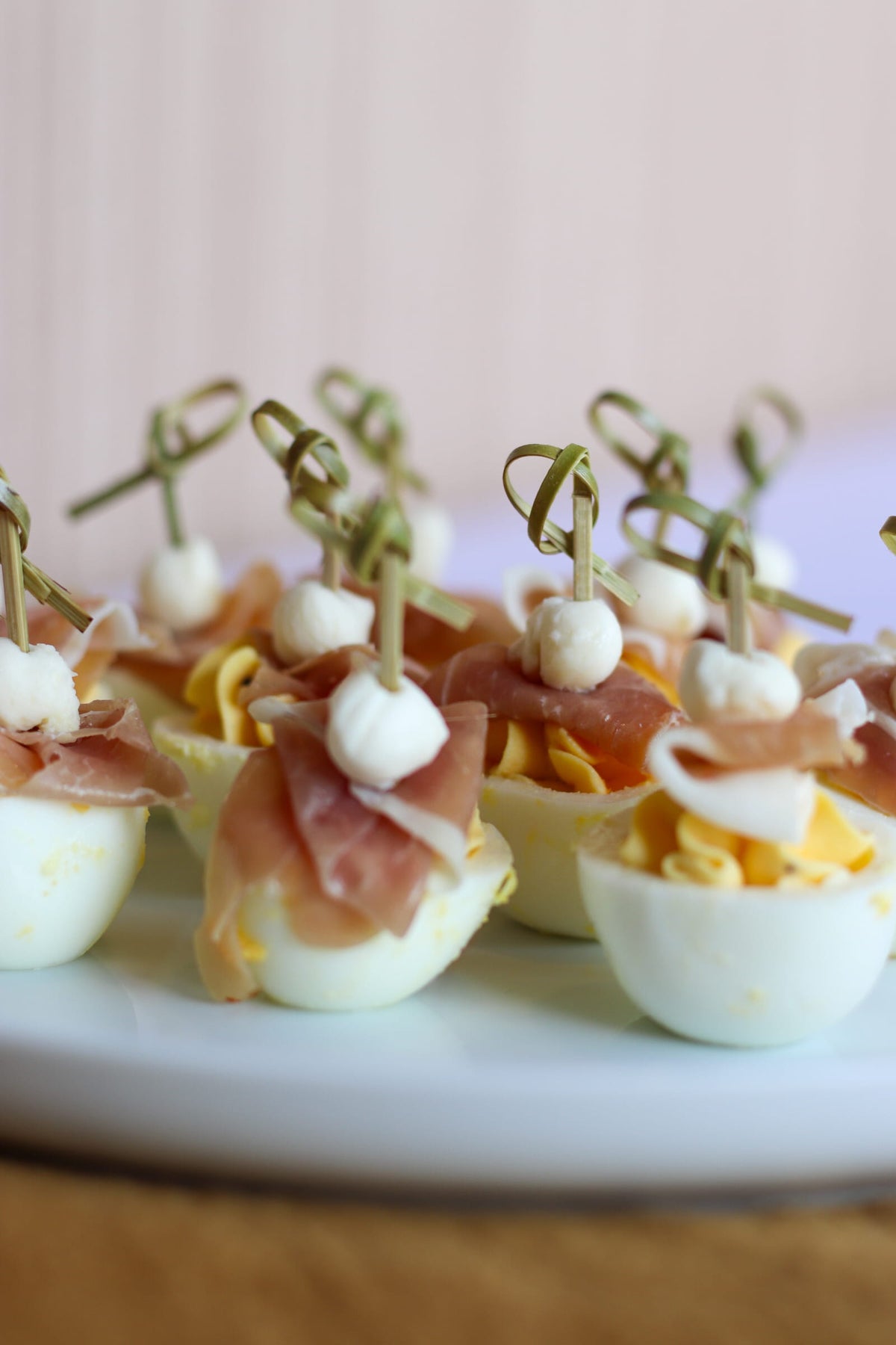 loulou-et-filles-traiteur-oeufs-farcis-mozzarelle-proscuitto-2_1