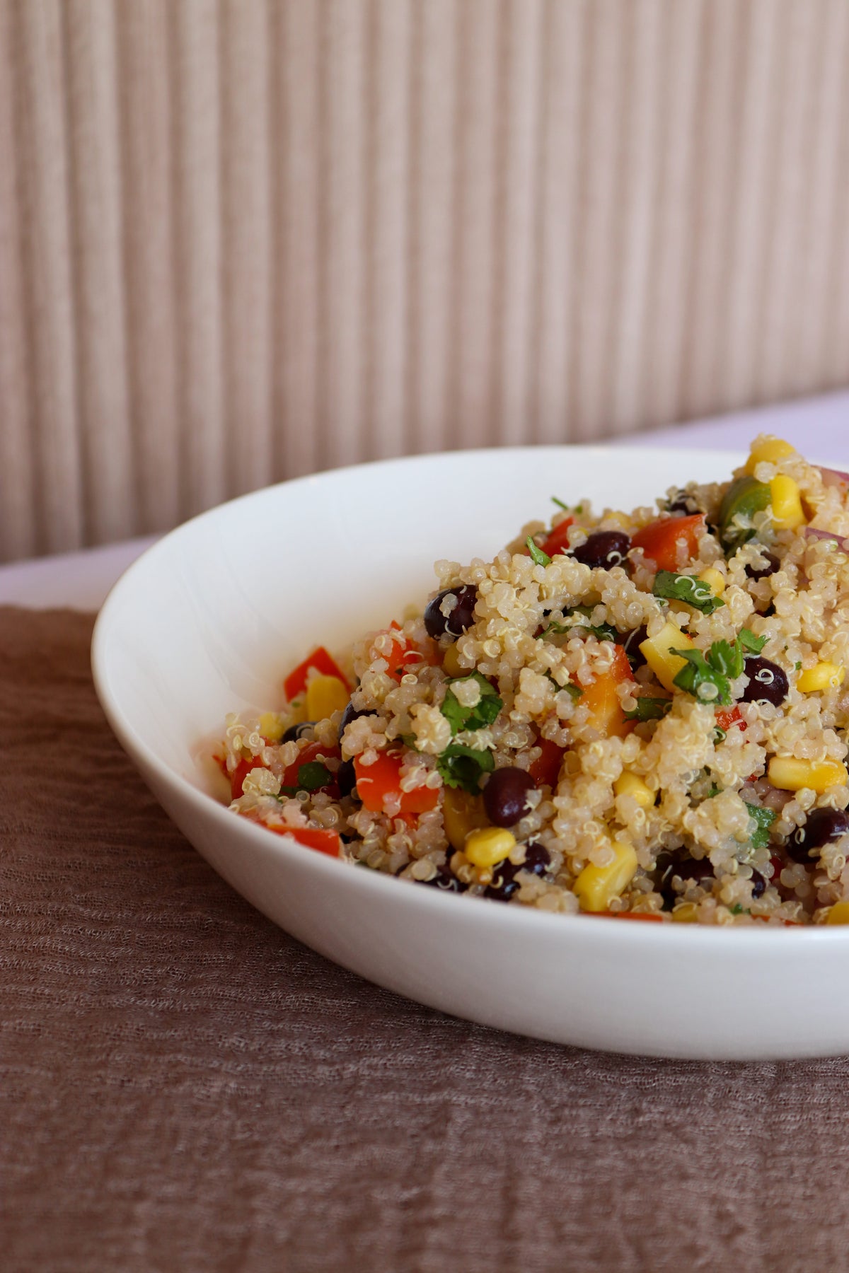 loulou-et-filles-traiteur-salade-quinoa-mexicaine_1